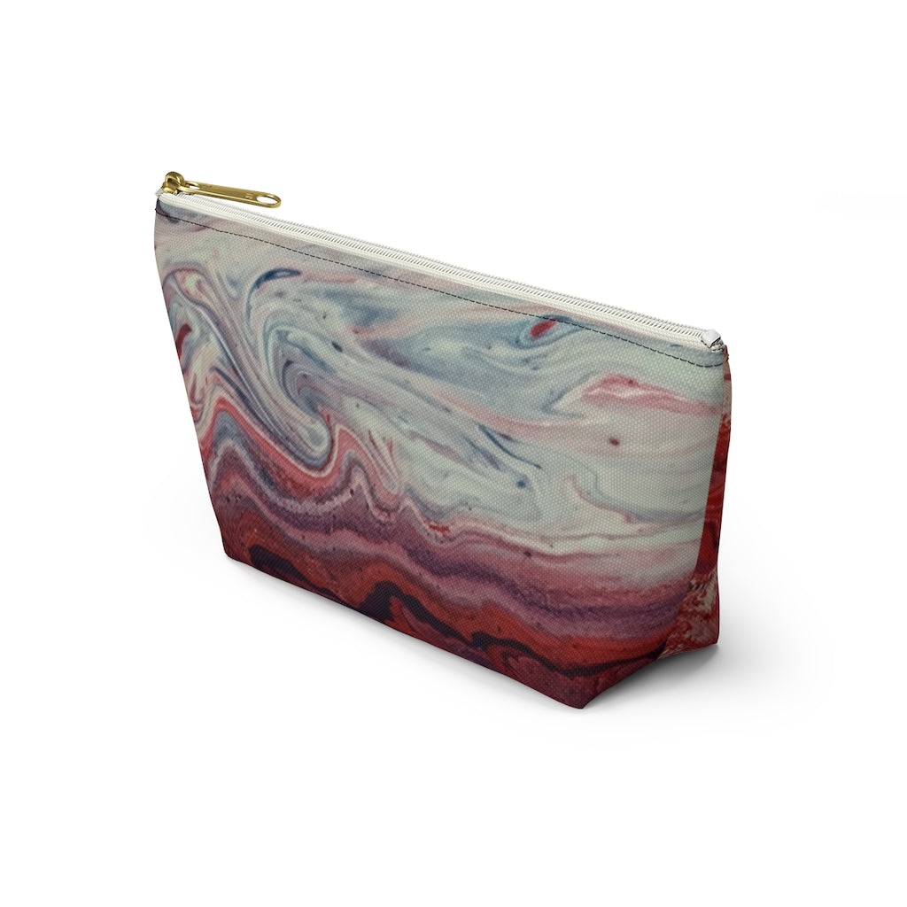 MwaahV Clutch Bag