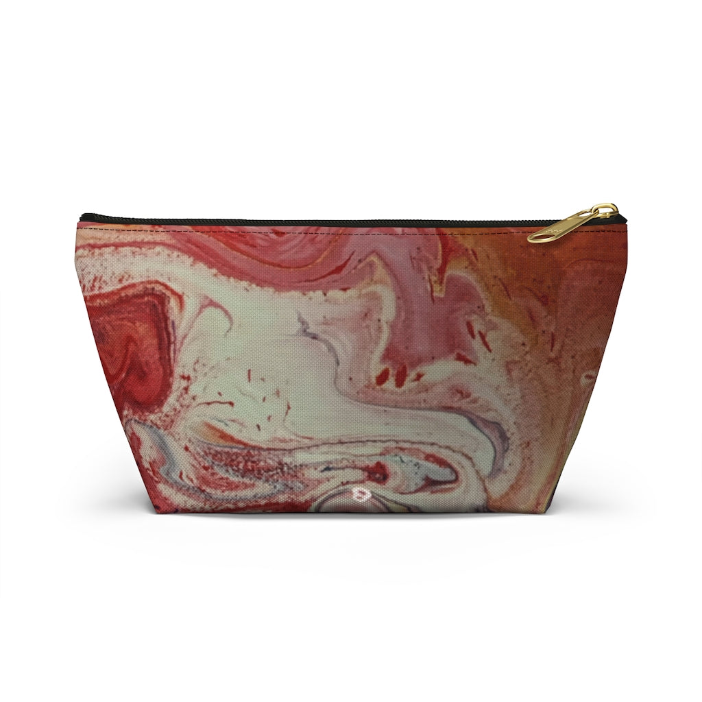 MwaahV Clutch Bag