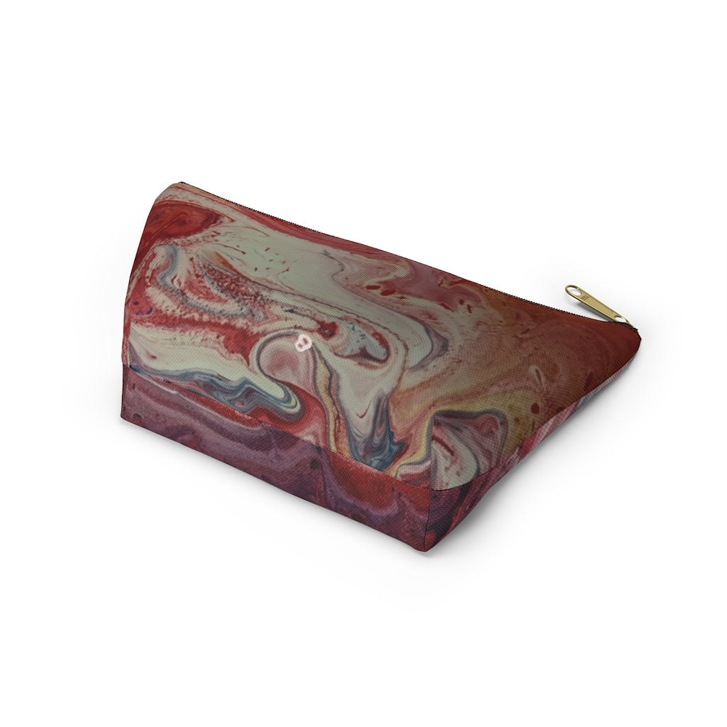MwaahV Clutch Bag
