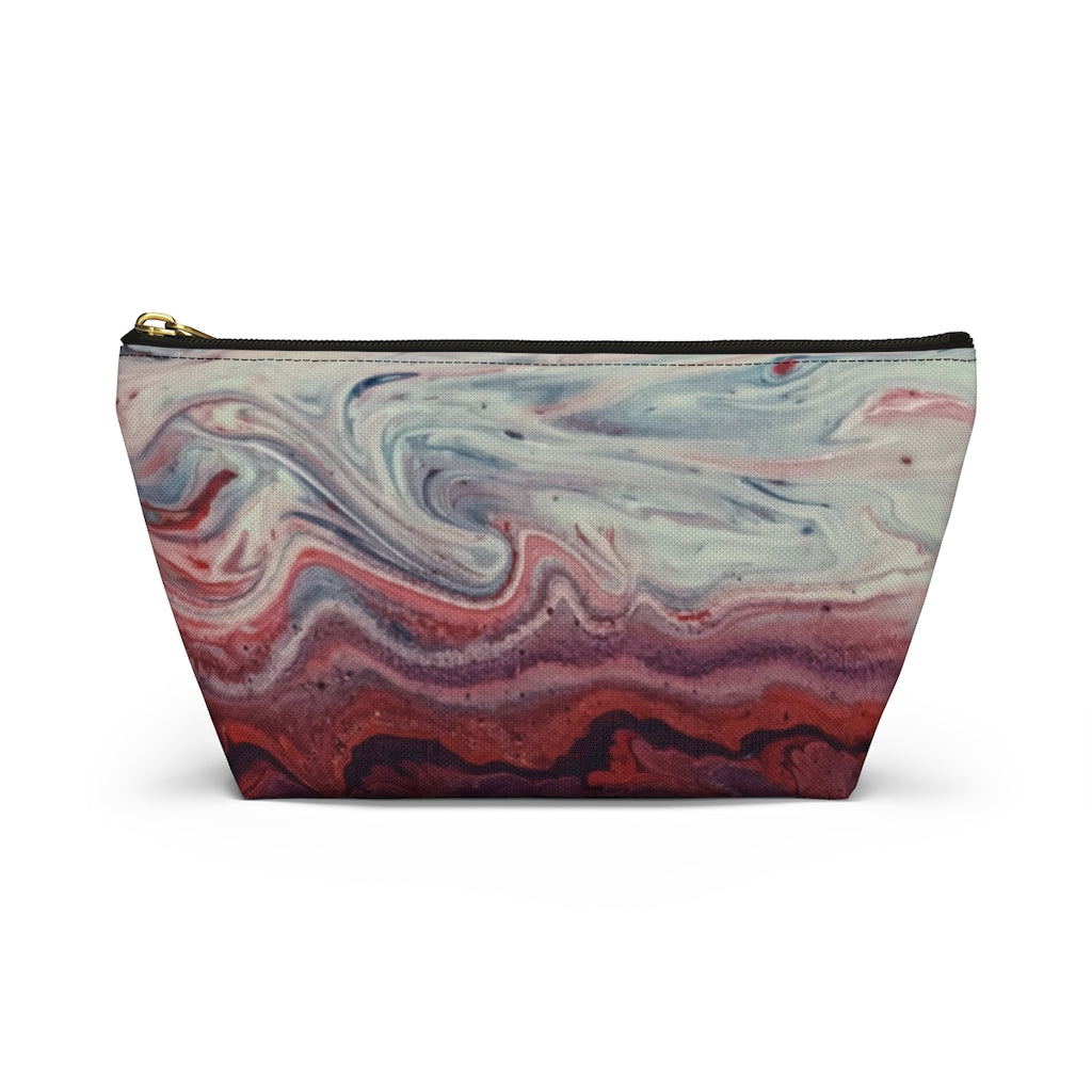 MwaahV Clutch Bag