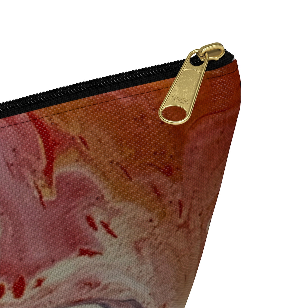 MwaahV Clutch Bag
